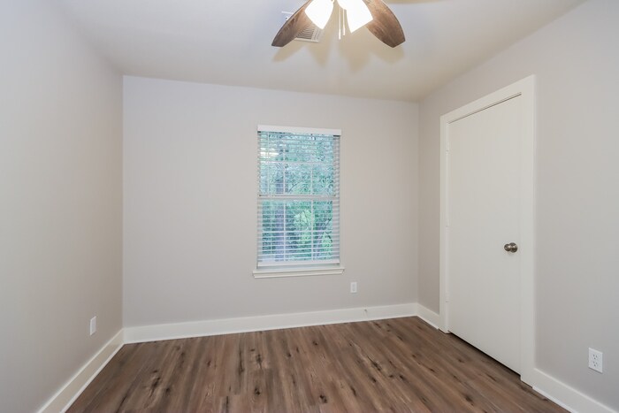 Building Photo - 26852 Haileys Mnr