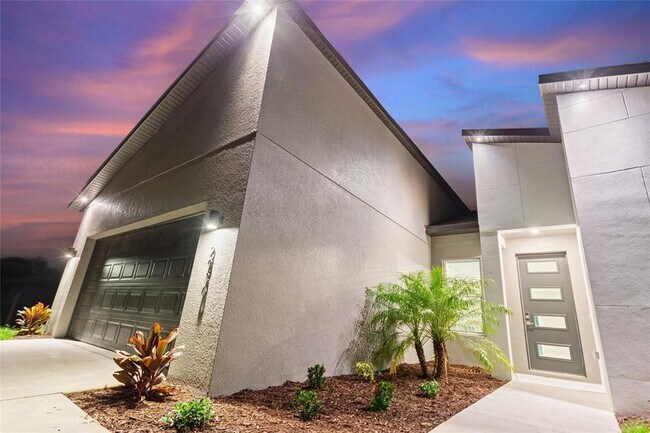 Building Photo - 2930 Emil St