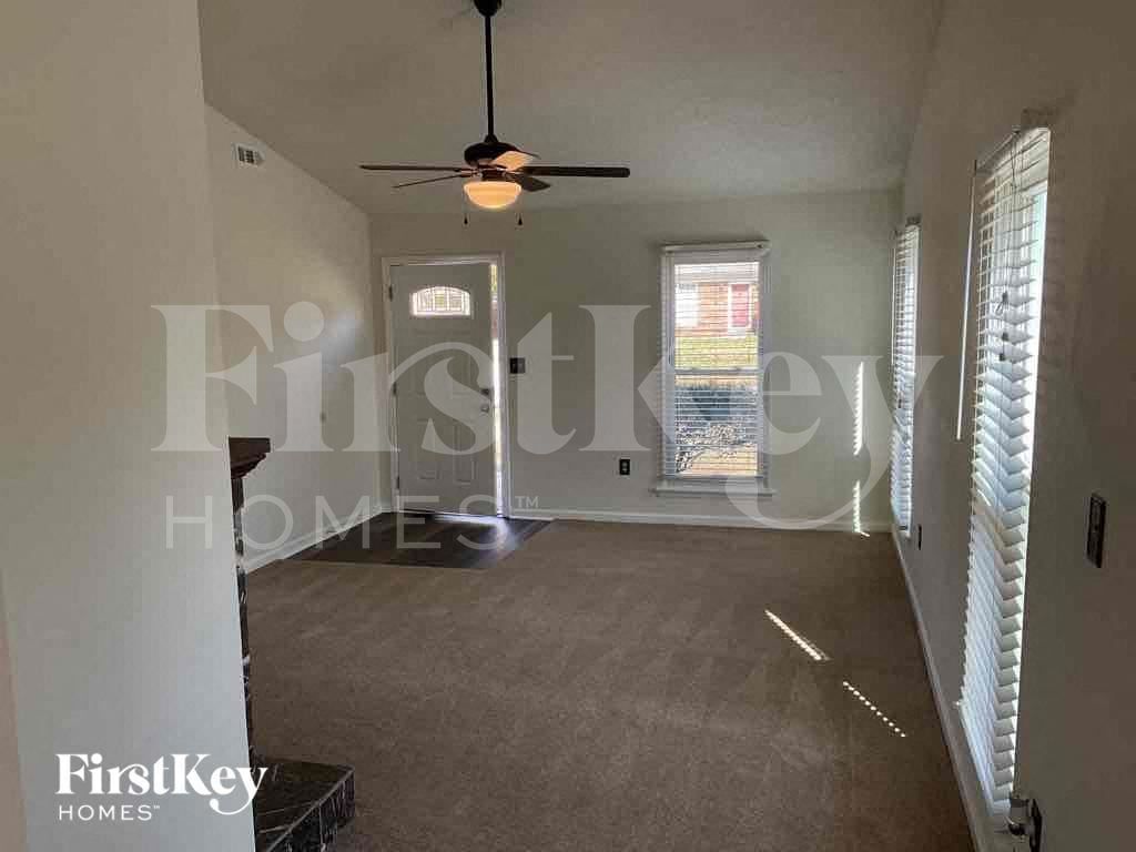 Building Photo - 7938 Lindfield Ct