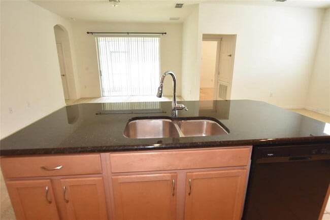 Building Photo - 1333 Merion Dr