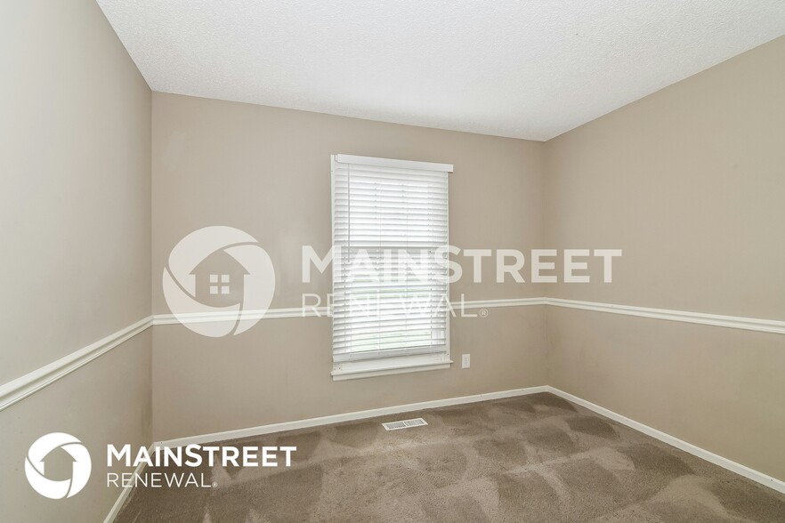 Building Photo - 3903 SW Linden Ln