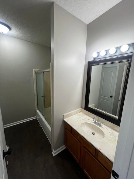 Building Photo - 1017 Cordova Ridge Pl