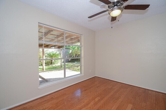Building Photo - 22814 Coriander Dr