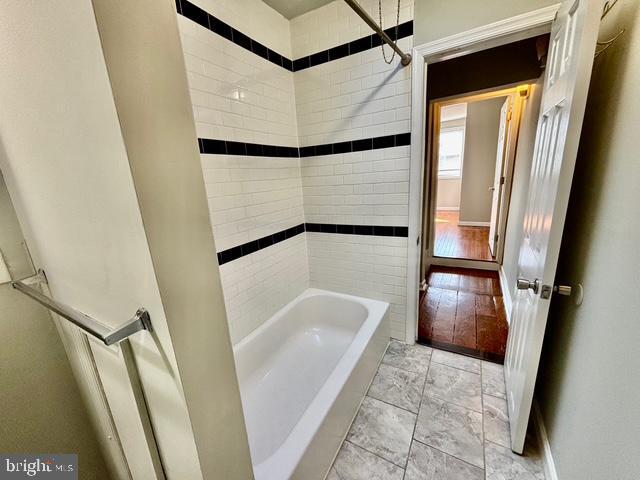 Building Photo - 2445 E Huntingdon St