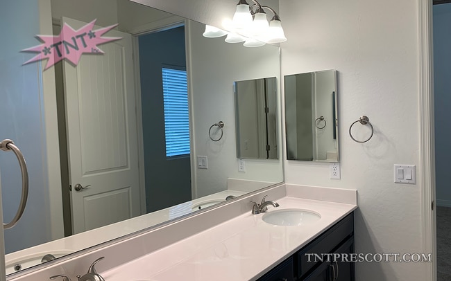 Building Photo - Home in Granville HOA