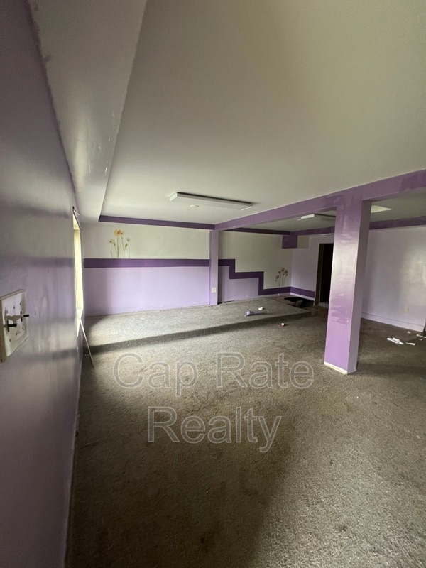 Building Photo - 1043 E 17th Ave