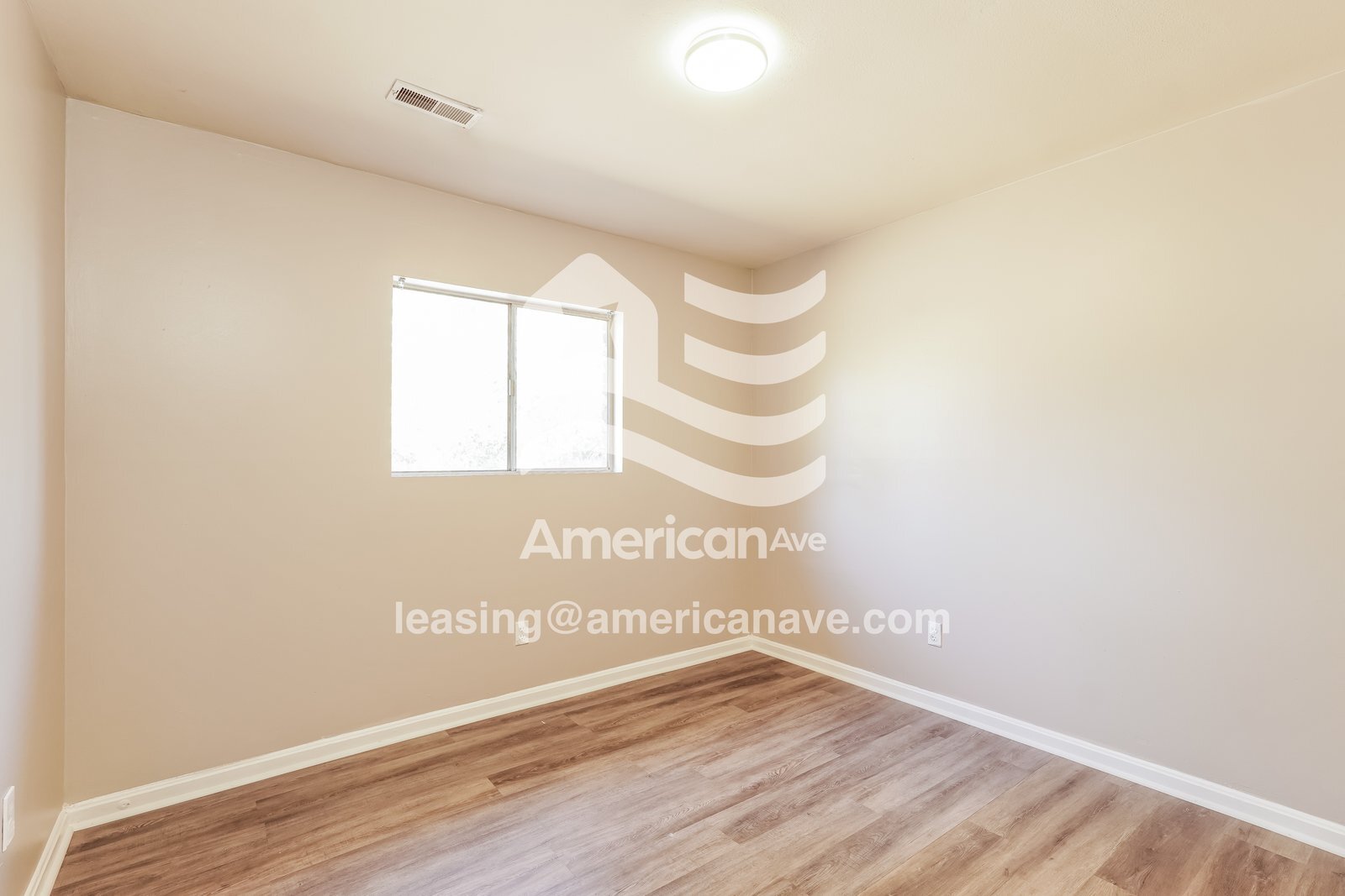 Building Photo - 2509 Parkway Dr