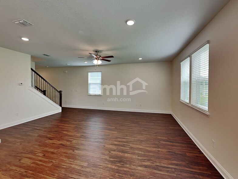 Building Photo - 453 Onate Cir