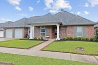Building Photo - 102 Lockeport Cir