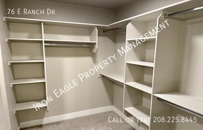 Building Photo - 76 E Ranch Dr