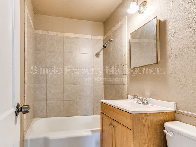 Building Photo - 4011 N Rockwell Ave