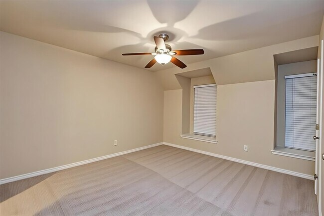 Building Photo - 14703 Barryknoll Ln