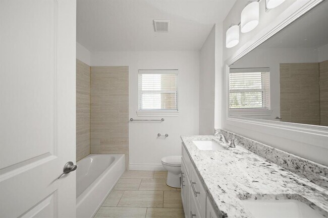 Building Photo - 4427 Sarong Dr
