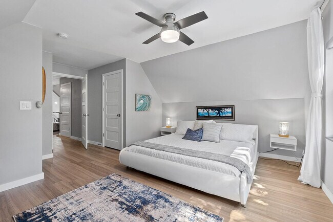 Building Photo - 52 Florida Ave