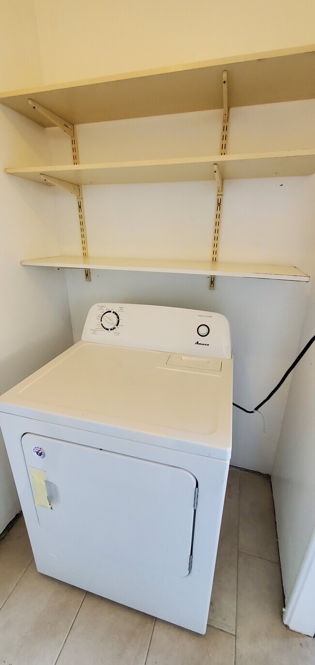 Building Photo - 11913 Culver Blvd