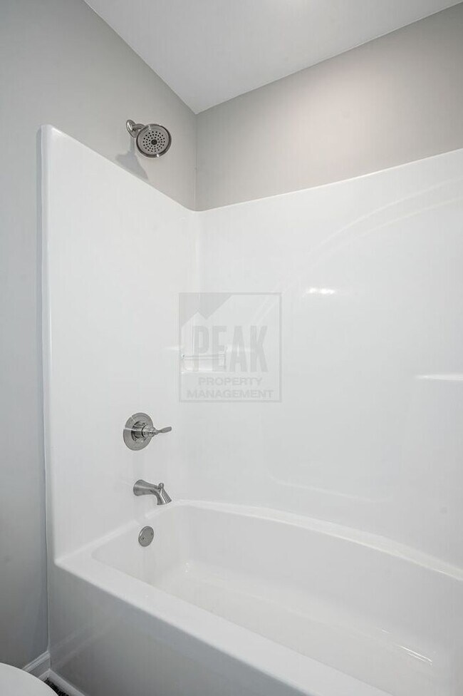 Building Photo - Celebrate Spring in Style:  Brand New Construction Home for Lease!