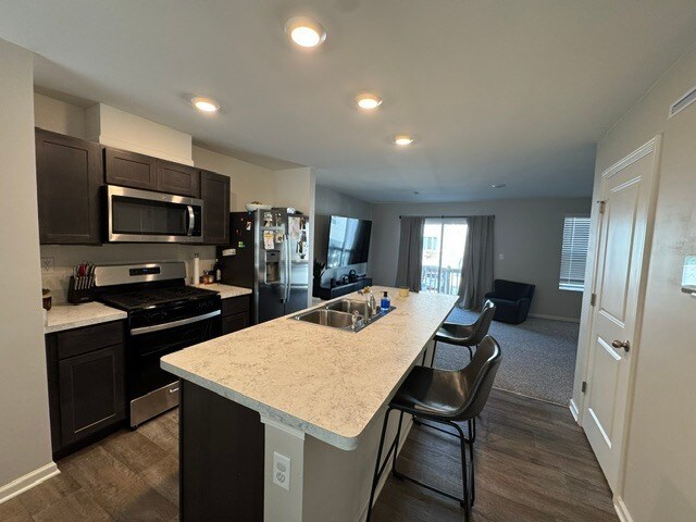 Building Photo - 1039 Briar Gln Ct