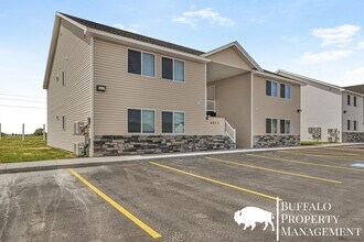 Building Photo - 6277 N Silver Fox Rd