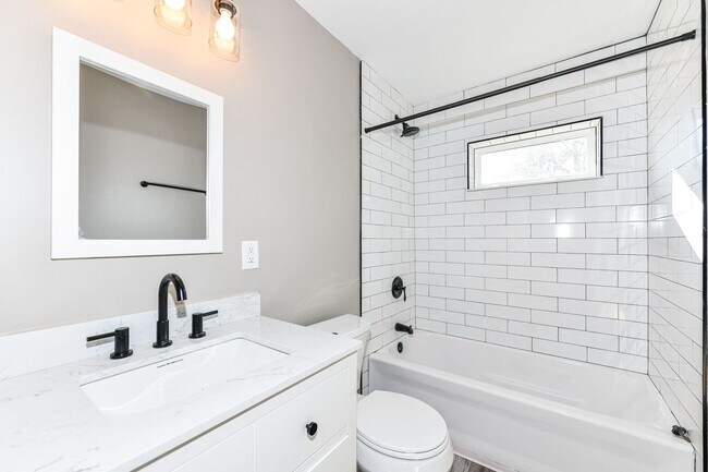 Building Photo - 3848-50 North Capitol Avenue