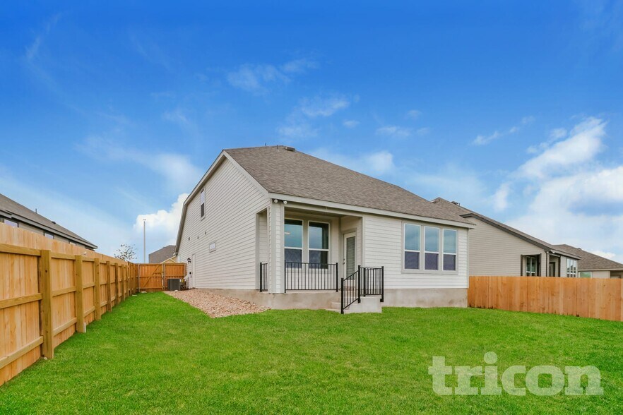 Building Photo - 1717 Mexican Heather Dr