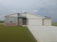 Building Photo - Modern 3-Bedroom Single-Family Home for Re...