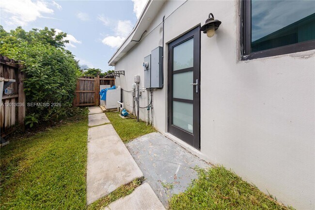 Building Photo - 19311 Sterling Dr