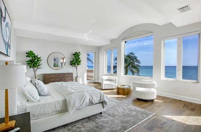 Building Photo - 2635 S Ocean Blvd