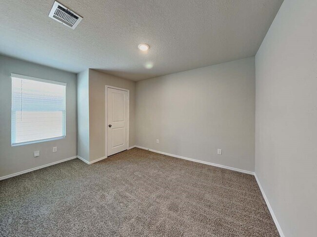 Building Photo - 4322 Rapids Way