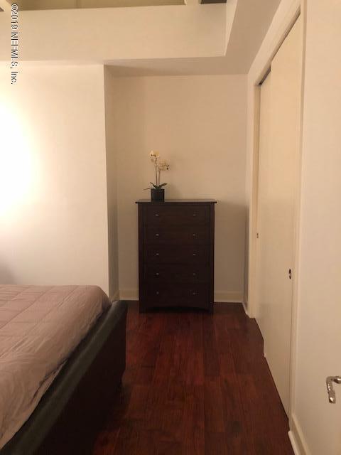 Building Photo - 320 1st St N