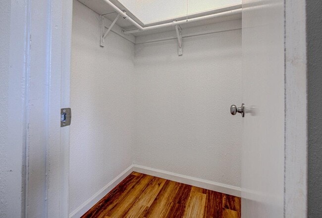 Building Photo - 1306 Bonnie Brae St