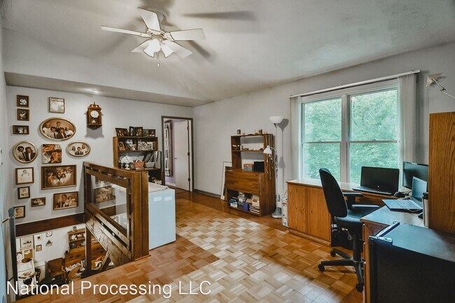 Building Photo - 3 br, 3 bath House - 1131 Candlewick Dr. NW