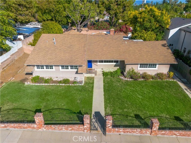 Building Photo - 11200 Reseda Blvd