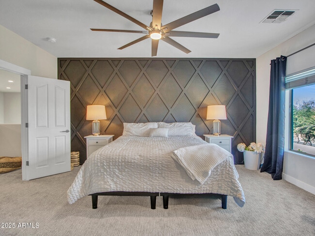 Building Photo - 4326 W Kenai Dr