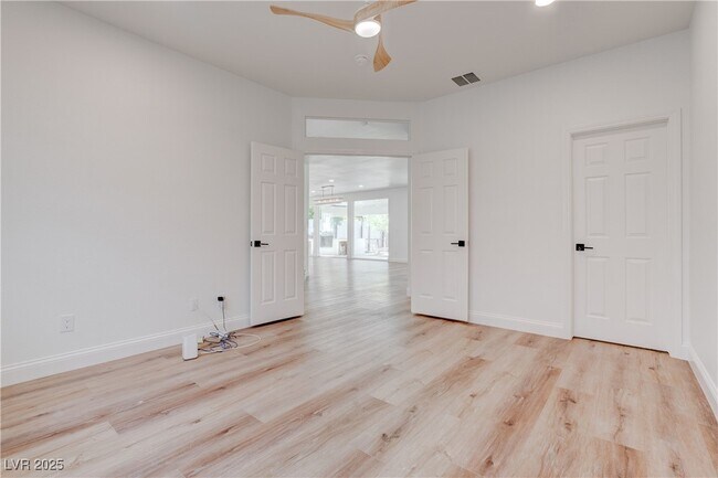 Building Photo - 10018 Twilight Canyon Ct
