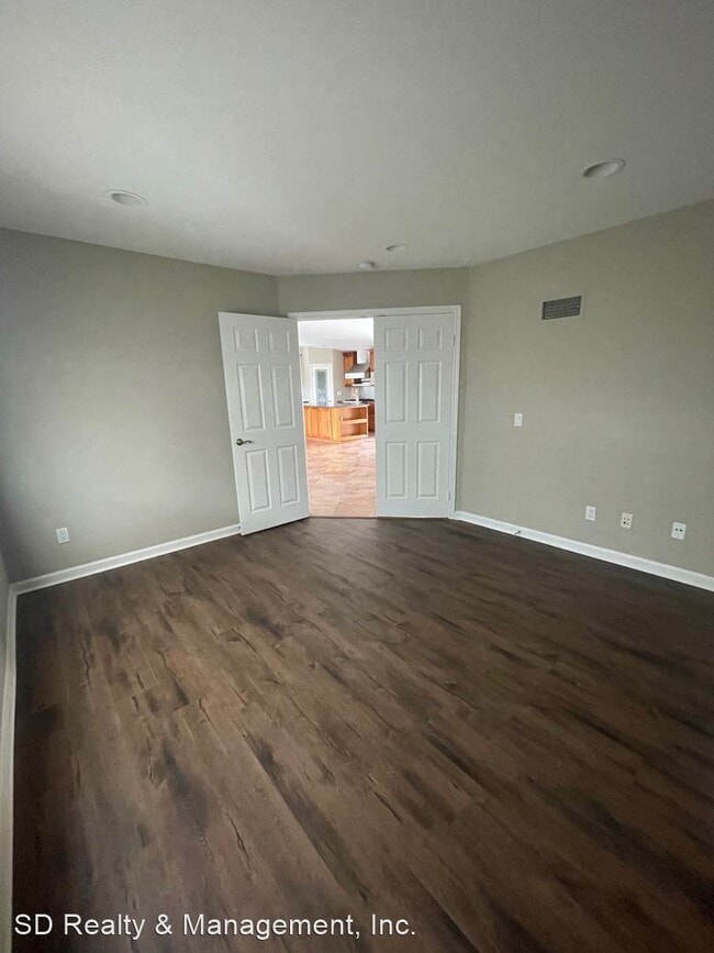 Building Photo - 3 br, 3 bath House - 8646 GOLDEN RIDGE ROAD