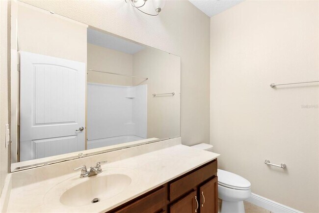 Building Photo - 1497 Softshell St