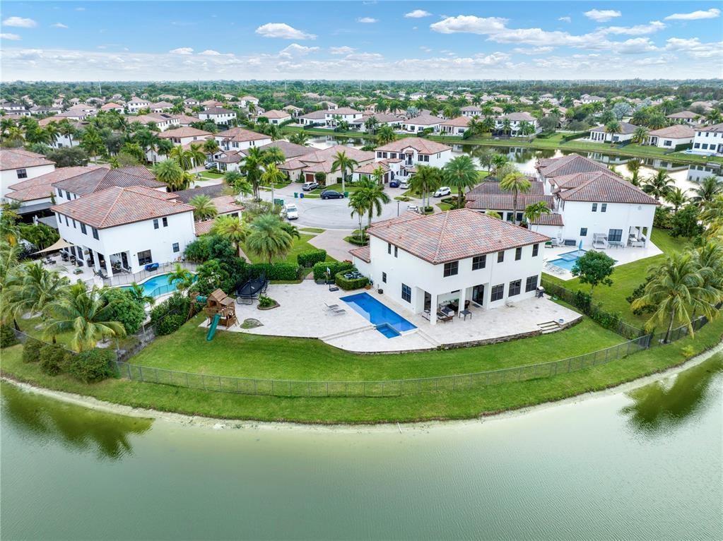 Building Photo - 3351 NW 82nd Way