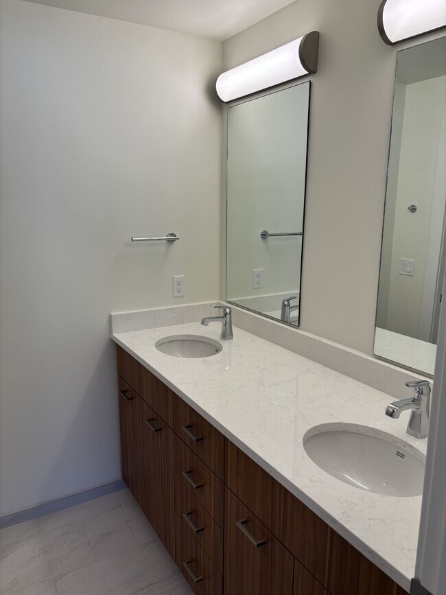 Building Photo - 156 Alpine Ln