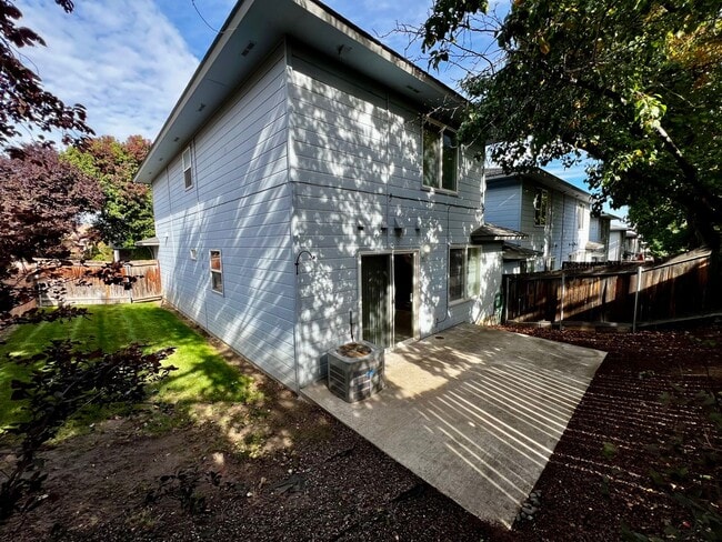 Building Photo - Non-Refundable & Security Deposit Total: $...