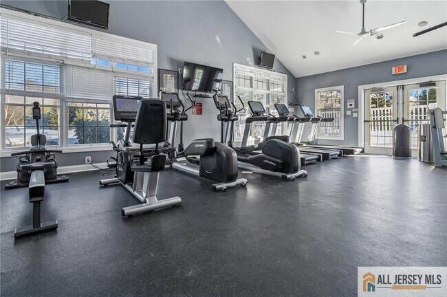 Building Photo - 14 Caleb Ln