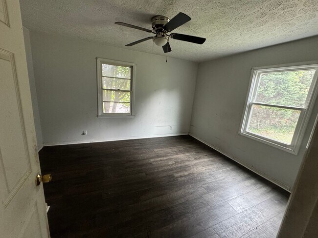 Building Photo - 4/2 home in Shelby, NC