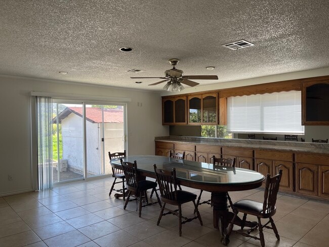 Building Photo - 9119 Inverness Rd