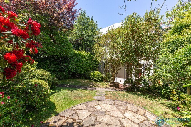 Building Photo - Pacific Heights: Remodeled Single Family H...