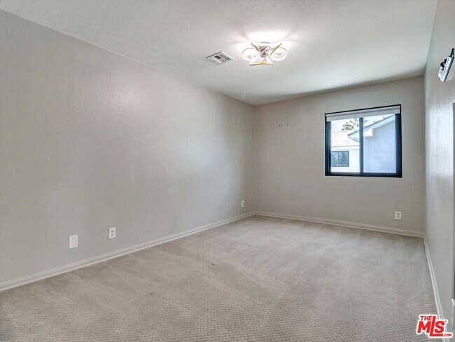 Building Photo - 68345 Tortuga Rd