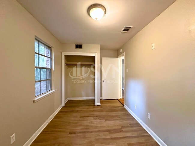 Building Photo - 3759 San Juan Dr