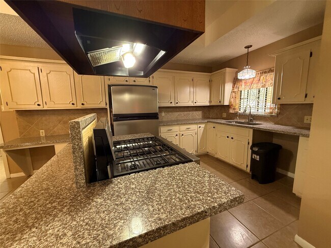 Building Photo - 4114 Connorvale Rd