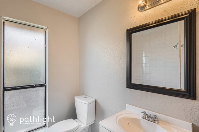 Building Photo - 2525 Brushwood Ln