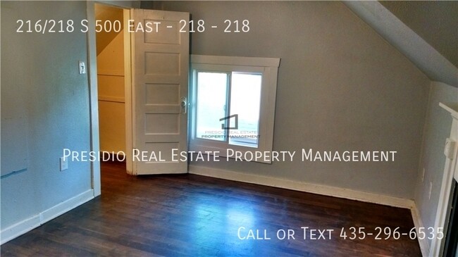 Building Photo - 216/218 S 500 East - 218-218