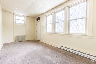 Building Photo - 201 Locust St