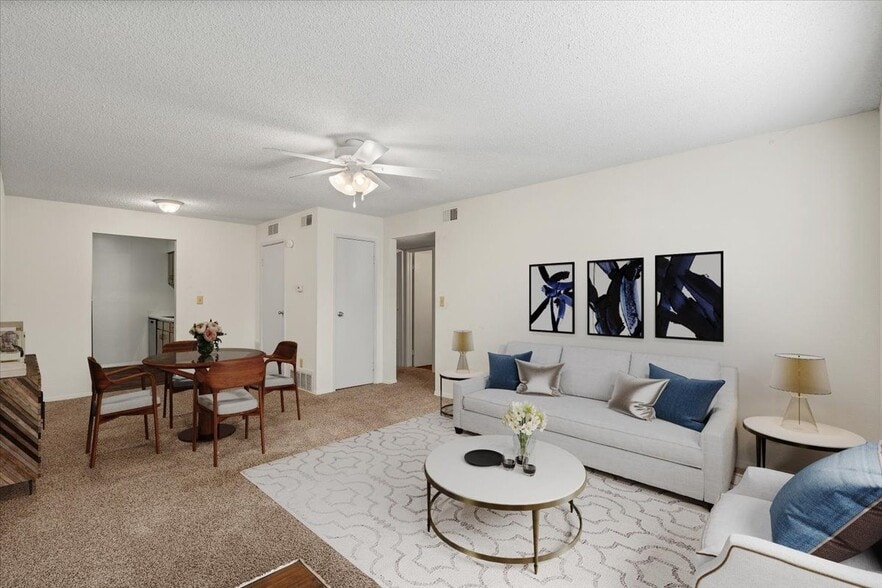 Living & Dining Room - Bristol Pointe Apartment Homes